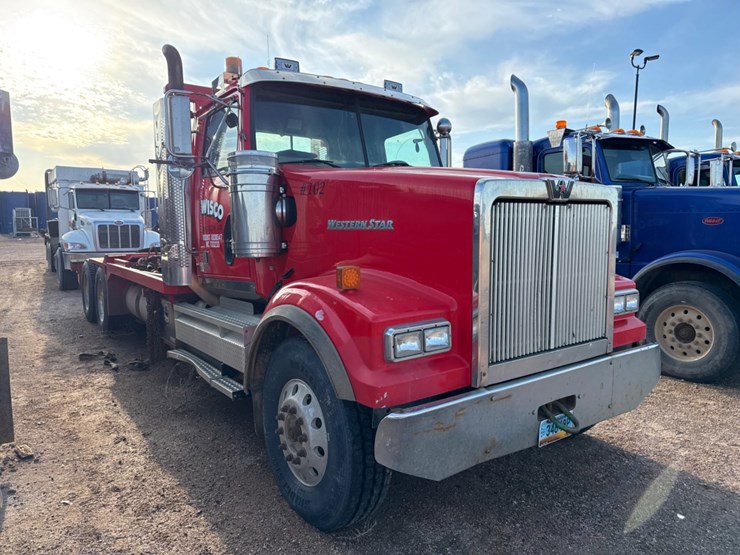 2009-western-star-4900-image-2