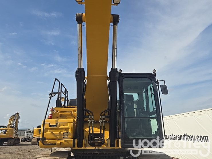 2017-caterpillar-336fl-image-35