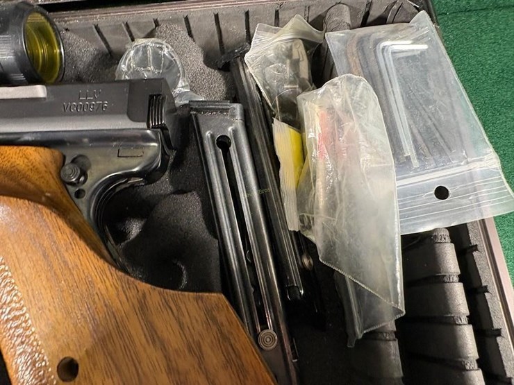 volquartsen-custom-22-lr-pistol-image-15