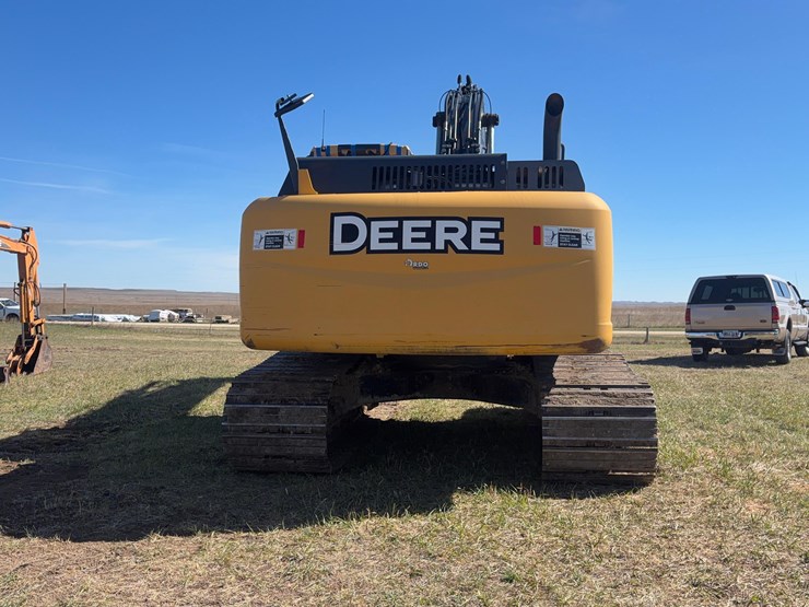 deere-210g-image-6