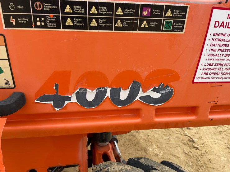 jlg-400s-image-11