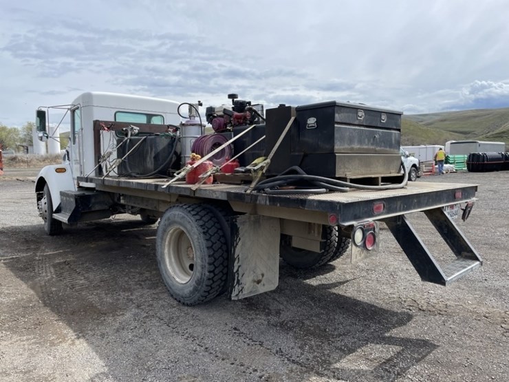 2004-kenworth-t300-image-3