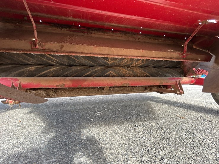 new-holland-488-image-7