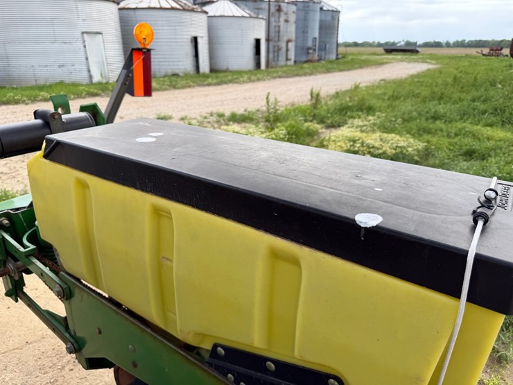 john-deere-1720-image-24