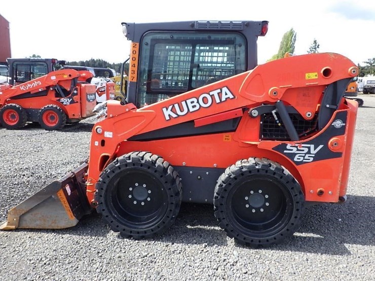 2020-kubota-ssv65-image-8