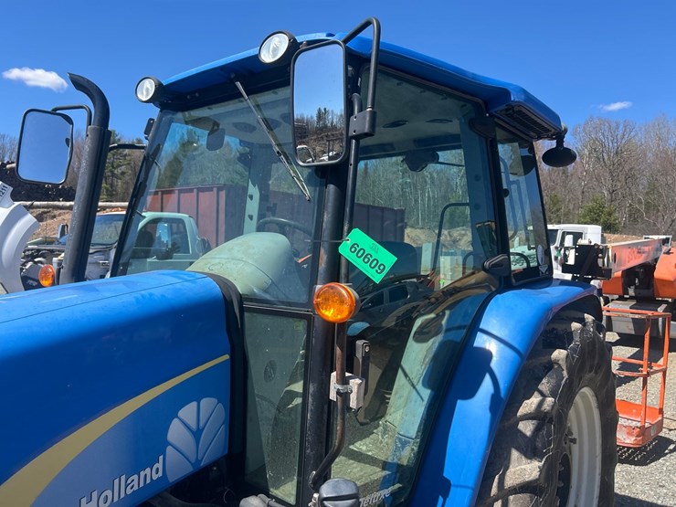 new-holland-t5070-image-42