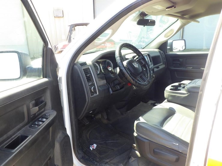 2014-dodge-1500-image-5