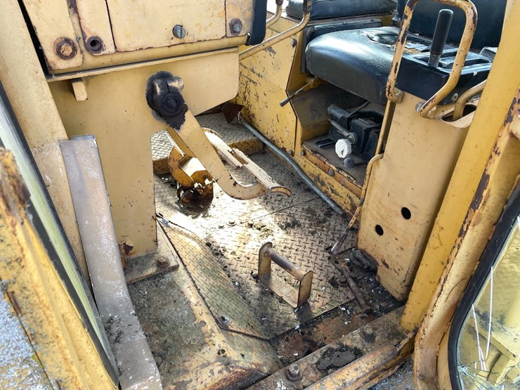 komatsu-d85p-image-44