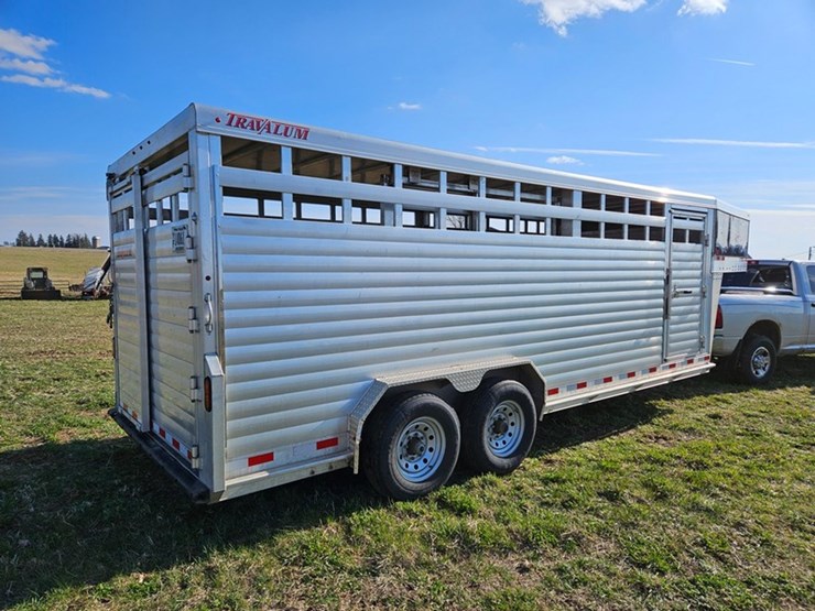 #522-•-2021-travelong-ls-mt-livestock-trailer-image-5