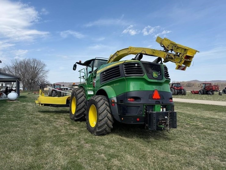 2019-john-deere-9700i-image-7