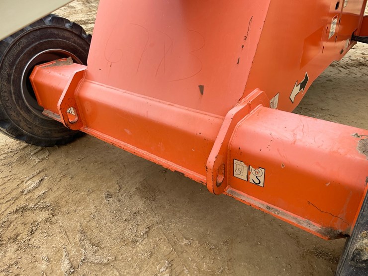 jlg-400s-image-41