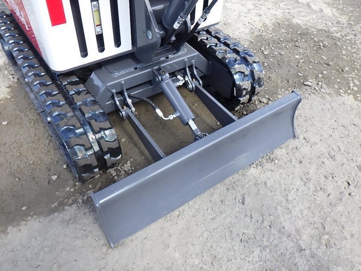 2026-bttl-et15h-6-hydraulic-excavator-image-10