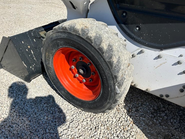 2022-bobcat-s62-image-17