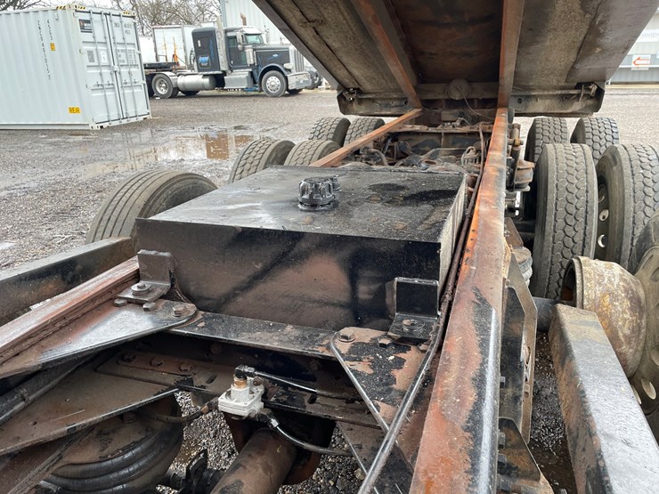 1997-kenworth-t800-image-52