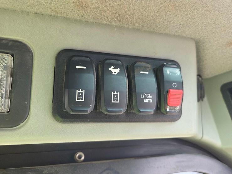 caterpillar-259d3-image-46