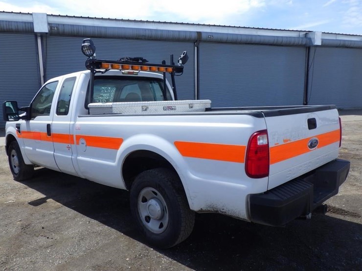 2010-ford-f250-image-4