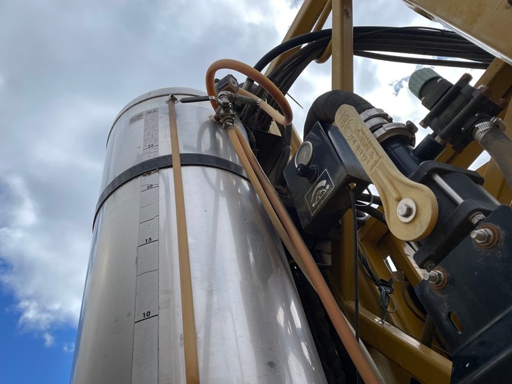 #5514-•-agco-rogator-u1264c-ag-chem-sprayer-image-27