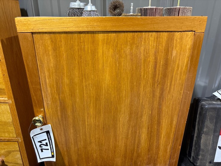 #721-•-wooden-tool-box-image-3