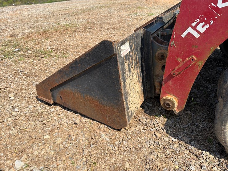 2016-takeuchi-tl10v2-image-40