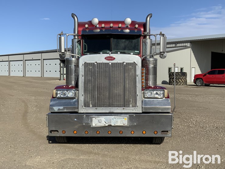 2006-peterbilt-379-image-2
