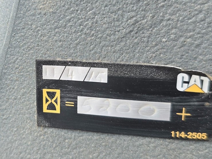 2005-caterpillar-420d-image-79