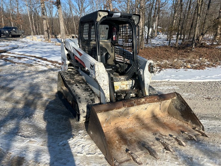 2017-bobcat-t550-image-18