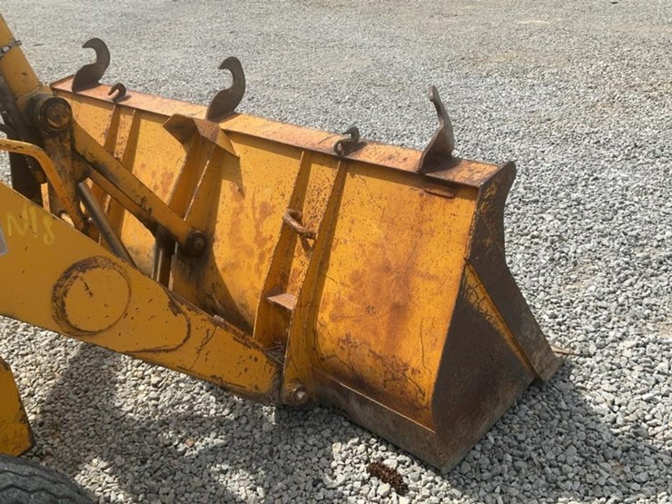 john-deere-310d-image-32