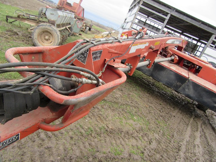 new-holland-1431-image-6