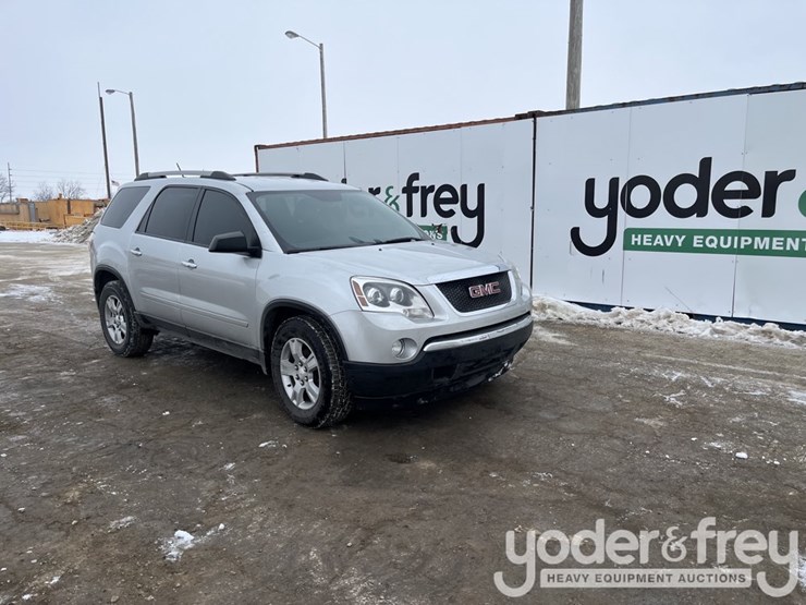 2012-gmc-acadia-image-8