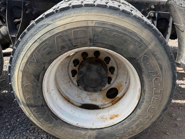 2015-international-prostar-image-7