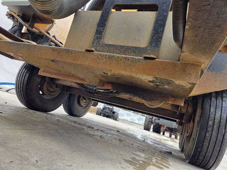 2019-massey-ferguson-8-image-40