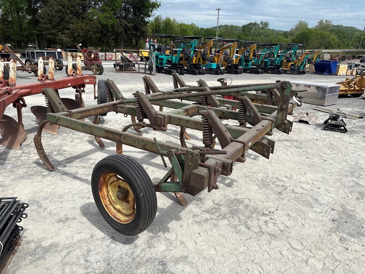 john-deere-10-image-4