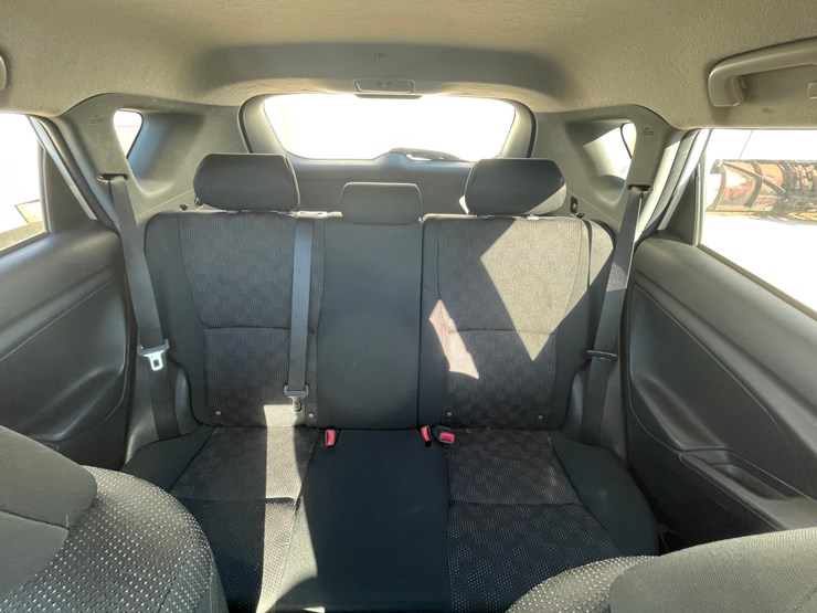 #2849-•-2008-pontiac-vibe-awd-hatchback-(has-wi-title)-image-19