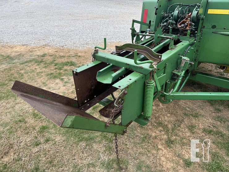 john-deere-348-image-9