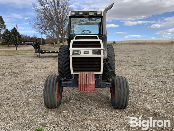 1984-case-2594-2wd-tractor-image-2