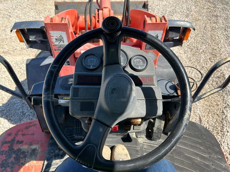 kubota-r420-image-17