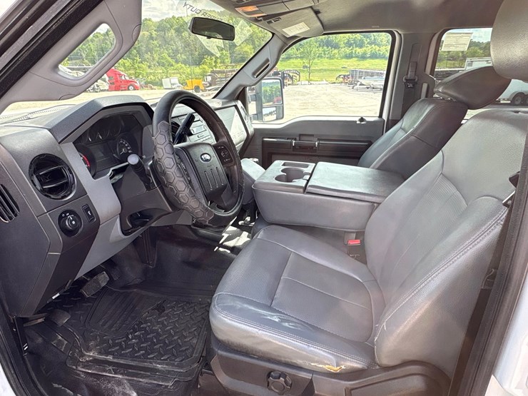 2015-ford-f550-image-7