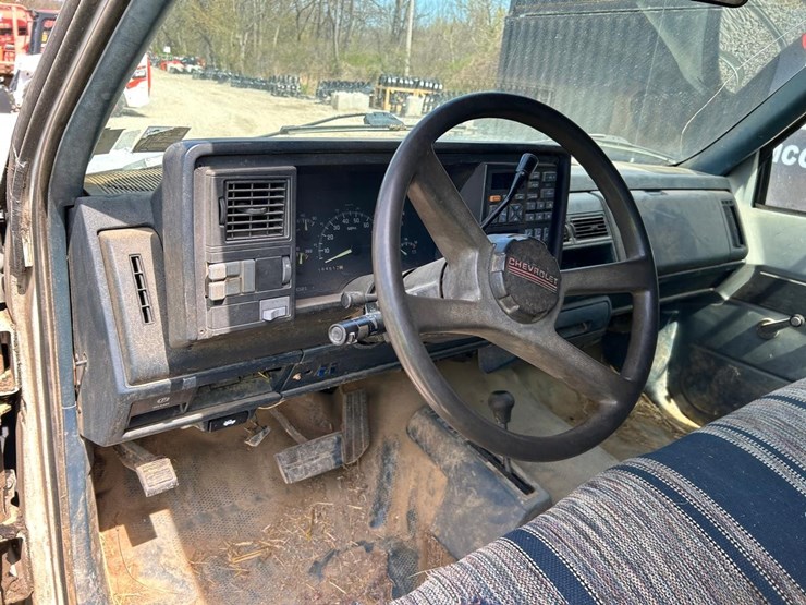 1994-chevrolet-3500-image-20