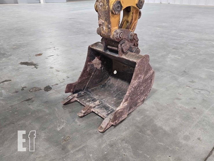 2008-caterpillar-301.8c-image-9