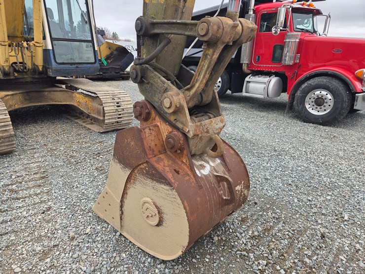 komatsu-pc150-lc-5-image-12