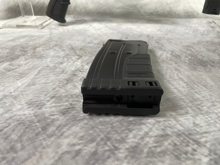 #3100-•-armsco-u-235-m22-12-ga.-semi-automatic-shotgun-sn:-41-h24yd-000092-(downing,-wi)-image-24