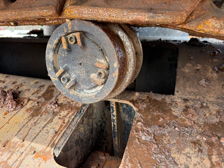 caterpillar-330d-image-133