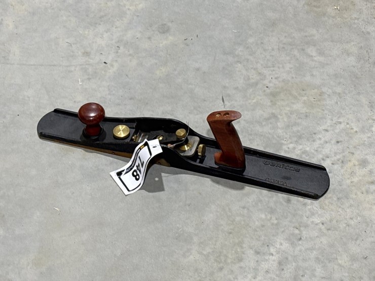 #748-•-wood-planer-image-1