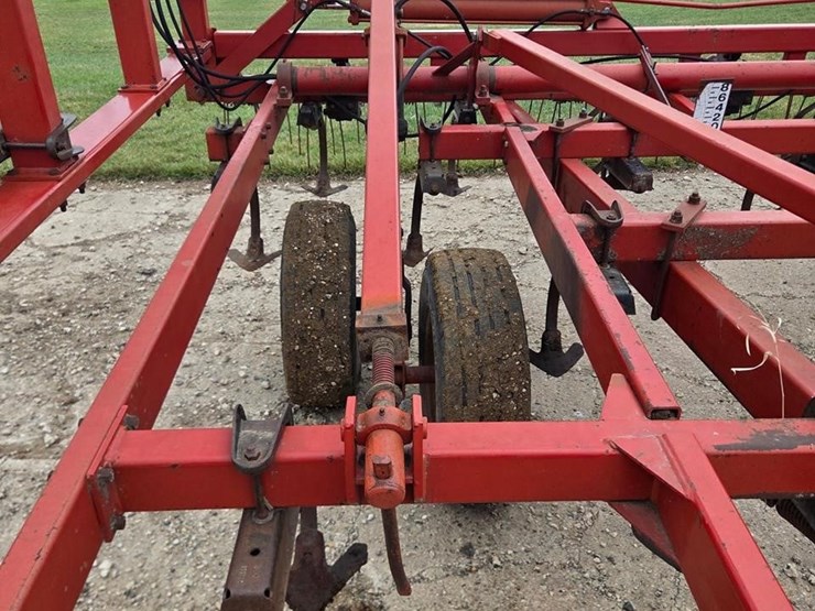 case-ih-4900-image-7