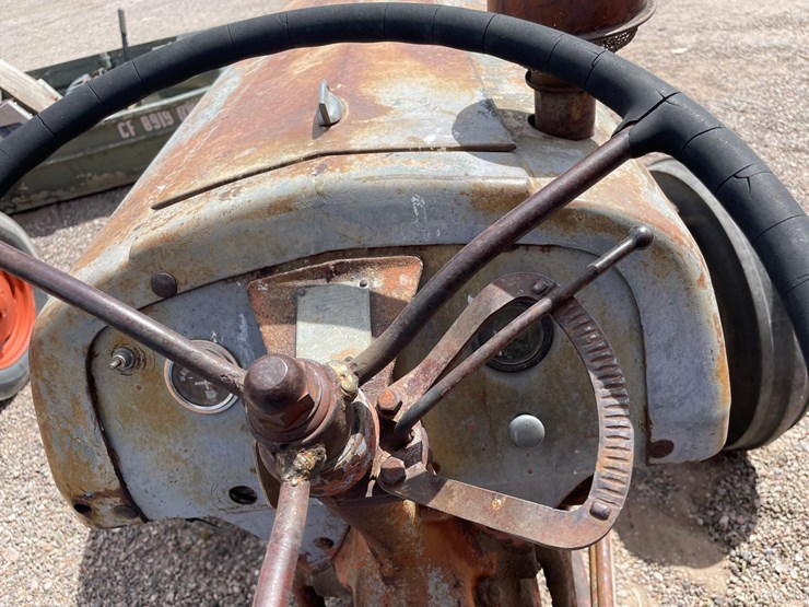 ford-tractor-image-11