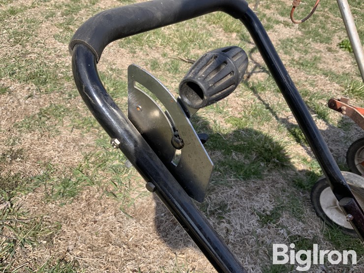 tiller,-broadcast-spreader-image-16