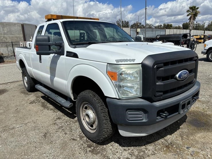 2011-ford-f250-image-2