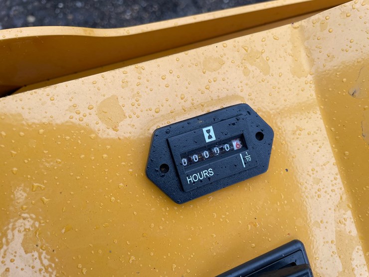 #3247-•-2026-ats-rt15r-mini-excavator-image-12