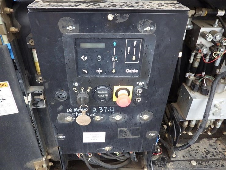 2014-genie-gs3369rt-image-12