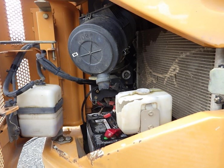 2014-case-cx145c-image-8